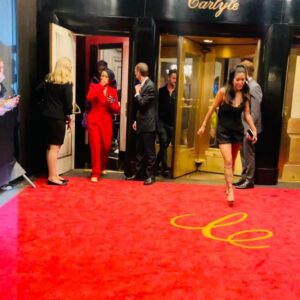 Regina King Instagram - When you’re trippin and you need your girl to set you straight!!! I 💜 @gabunion 🤣😂😜 #MetGala2021