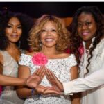 Regina King Instagram - #blackgirlsrock2019 Tonight 8/7 pm central on @bet 💜Showering love on each other💜