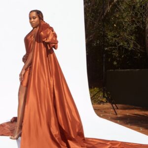 Regina King Instagram - #blackexcellence 

Celebrating #naacpimageawards #onenightinmiami 

custom gown @oscardelarenta
shoes @stuartweitzman
jewels @ireneneuwirth
styling @waymanandmicah
mua @makeupbylatrice
hair @angiehairstyles
📸 @iamjamesanthony