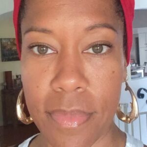 Regina King Instagram - #MondayMood Staring the week down like what??? I ain't flinching. BRING IT! You got this!