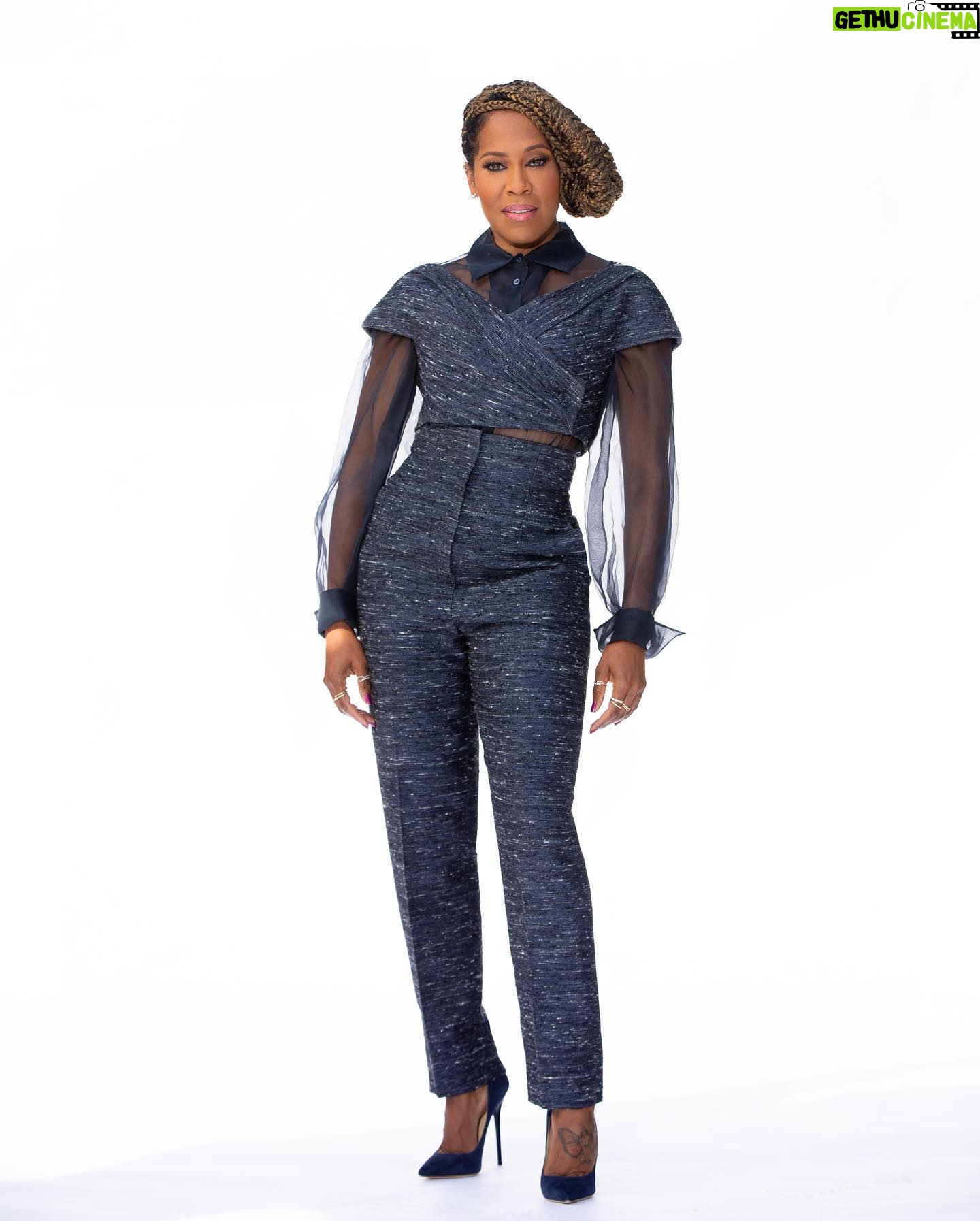 Regina King Instagram - J’adore Dior. Was feeling BO$$Y so I had to put the extra lean on it in that 2nd pic. 😜