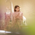 Reina Triendl Instagram - @dior 🕊️♡ House of Dior Ginza にて行われている 「ディオリビエラ」のポップインストアへ🐅🦒 虎や猿のモチーフやアンニュイなピンクのお洋服は幻想的な旅を思い起こさせてくれる…🦩♡ カフェ ディオール by ラデュレにもお邪魔して優雅なひとときを過ごさせていただきました #DIORIVIERA  #cafediorbyladuree #SupportedbyDior #PR
