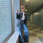 Reina Triendl Instagram - 今日もひるおび!をご覧いただき ありがとうございました♡ お衣装タグ付けしてます🏷️ デニムがとっても履きやすくて、形もキレイで、オーダーしてしまいました☺︎ 今日も寒い! みなさま体調には気をつけてくださいね☁️ 今年もよろしくお願いいたします🙇