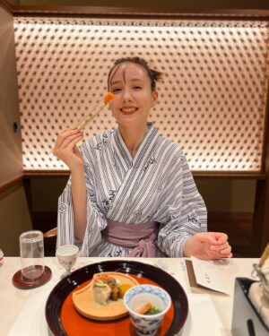 Reina Triendl Instagram - お仕事で
泊まったお宿にて☺️

幸せな時間でした〜♡