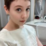 Reina Triendl Instagram – 最近の衣装たち♡

タグ付けしてます🏷️

ショートになって似合う服ががらりと変わったので、
スタイリストさんと話し合いながら決めてます〜☺️♡

いつもすてきな服を持ってきてくださり，感謝♡