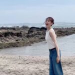 Reina Triendl Instagram - オフショット🩵 因みに、普段から愛用しているのですが、 ワイヤレスブラ(3Dホールド)のおかげで着る服のバリエーションがすごく増えた✌︎ 今年はたくさんノースリーブ着たいなぁって思ってます✌︎ 夏、楽しもう🍉😋 #もちろん #全身ユニクロ🫶