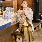 Reina Triendl Instagram - 旅色の撮影で兵庫県へ☺️ 楽しかった〜! 撮影中、キャベツチップのUFOキャッチャーにも挑戦💪 結局取れなくて、買いました☺️びっくりするほど美味しかった〜😋