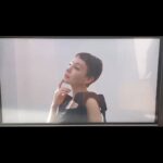 Reina Triendl Instagram - new hair new me♡ ベリーショートになりました🐥 すごく気に入ってます ヘアカットの様子は @ellejapan のyoutubeにて💕