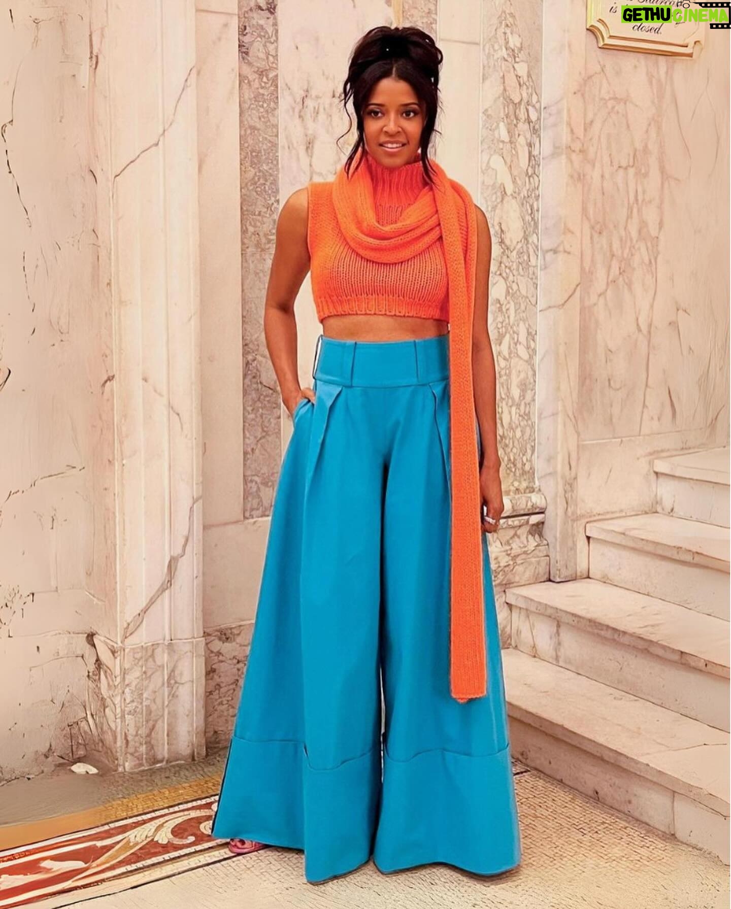 RenΓ©e Elise Goldsberry Instagram - Dressed up to tell the world how much I love my GIRLS! #Girls5Eva press has officially begun! Brand new season premieres March 14th on @netflix! β¨ π: @billieegene ππΎββοΈ: @derickmonroe π: @sarahslutsky πͺ‘π§΅: @hanifaofficial π‘: @betzabe_official π: @sethicouture @grownbrilliance πΈ: @shaunicemaudlynalexander #netflix #press #returnitytour #newyorkcity #glam