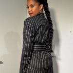 Renée Elise Goldsberry Instagram - #proofoflife @tods 💄 @billieegene 🪮 @kalisimpressions 📸 @kaylagoldsberry
