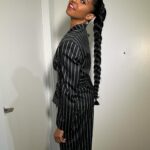 Renée Elise Goldsberry Instagram - #proofoflife @tods 💄 @billieegene 🪮 @kalisimpressions 📸 @kaylagoldsberry