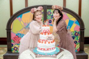 Rena Matsui Instagram - 🎂✨🧚

思い出投稿
あいにゃんのお誕生日をお祝いしたセレブレーションダイニング🩷
あいにゃんの大好きなミニーちゃんにとお友達にお祝いに駆けつけてもらいました💕🥺