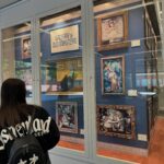 Rena Matsui Instagram - アメリカ旅行では憧れのウォルト・ディズニースタジオの見学ツアーにも参加しまして、 ああ！ここは『ウォルト・ディズニーの約束』で見た！あの！場所！！ 数々のメイキングで見た！あの！場所！！！！ ウォルトさんもここにいたんだ！！！！過ごしたんだ！！！ 名作達がここで生まれたんだ！！！！ と興奮しっぱなしで鼻血が出るかと思いました。 アーカイブスでの特別な体験は写真ベースになるけれど、この旅の思い出と共にいつかYouTubeに載せようと思います。 本当に毎日が素晴らしい体験の旅行でした。 (この旅でたくさんの思い出ピンズが増えたおかげで、ピントレーディングのためにピンズを集めようかなと考え中。) #adventurebydisney