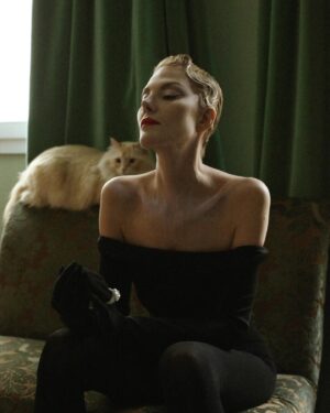 Renata Litvinova Instagram - Paris et le chat