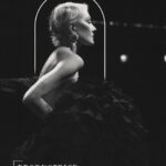 Renata Litvinova Instagram - Renata Litvinova, une des figures du cinéma et du théâtre russe, présente le 25 février et le 17 mars « Le cactus » au Théâtre Hébertot. Reconnue pour ses talents de réalisatrice, scénariste, actrice et productrice, Renata Litvinova accompagnée de Éric Laugerias, Elena Terenteva et Teymuraz Glonti, présente une pièce qui met en scène une femme prénommée Elle. Elle fait sa valise et attend d’aller voir son bien-aimé, mais il ne l’appelle pas... il est parti vers une autre... mais il est impossible d’abandonner quelqu’un comme elle : une magicienne qui peut voler, guérir... et qui sait aimer ! Credit font ©️ Slobodan Jelesijevic Credits photos ©️ Aset Geroeva