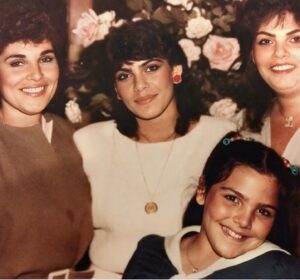 Renee Graziano Instagram - Happy Mothers Day To The Graziano Muthas!! 
#mommagraziano @lananotamobwife @jenngraziano 🤍🤍🤍🤍🤍
And Happy Mothers Days To All The Mommas Across The World ❤️‍🔥❤️‍🔥❤️‍🔥❤️‍🔥