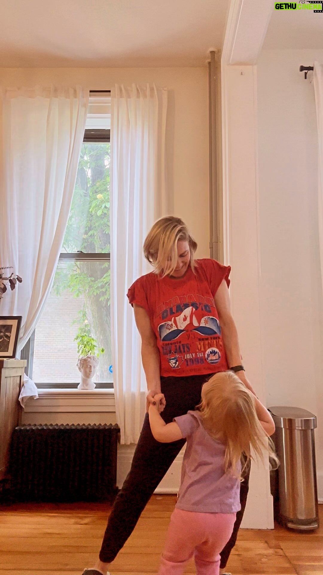 Renee Paquette Instagram - Thunderstorms. No WiFi. 2 head colds. But we just got Cowboy Carter on vinyl 🤠🪩