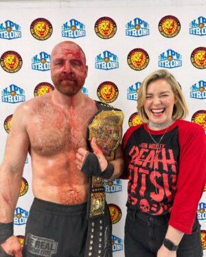 Renee Paquette Instagram - The NEW IWGP World Heavyweight Champ!!!!! History maker. Proud wife moment ❤️👊🏼 @jonmoxley @njpw_global