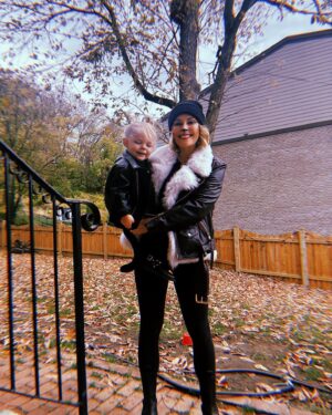Renee Paquette Instagram - 😺🎃👻 Happy Halloween!!!! 🧡🖤