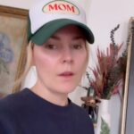 Renee Paquette Instagram - Okay redo from my last video. 9 days til christmas! @sheandhim Rockin Around the Christmas Tree.