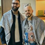 Residente Instagram - Fue un verdadero honor haber tenido en mi casa a este joven fotógrafo palestino @motaz_azaiza . Su documentación fotográfica ha sido esencial para este nuevo resurgir palestino en donde el mundo entero se ha unido a pedir por que se detengan los bombardeos y los asesinatos despiadados de gente inocente en Gaza. En menos de un año Motaz vivió lo que muchos de nosotros no hemos vivido en toda una vida. De Puerto Rico a Palestina, de colonia a colonia, gracias por tu arte y gracias por tu lucha! 🇵🇸🇵🇷