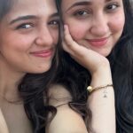 Revathi Pillai Instagram - Girl friend >>>>>>>