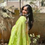 Revathi Pillai Instagram - ellavarkum vishu ashamsakal💛🌻