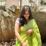 Revathi Pillai Instagram - ellavarkum vishu ashamsakal💛🌻
