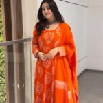 Revathi Pillai Instagram - On my way to get my dupatta in his watch👉🏻👈🏻 . Wearing @rustorangedotcom