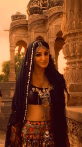 Reyhna Malhotra Instagram - Ram ne liya mohini ka naam . #iam_reyhna #manmohini #zeetv #zeetv #kumkumbhagya #reyhnapandit #reelindia #comedy