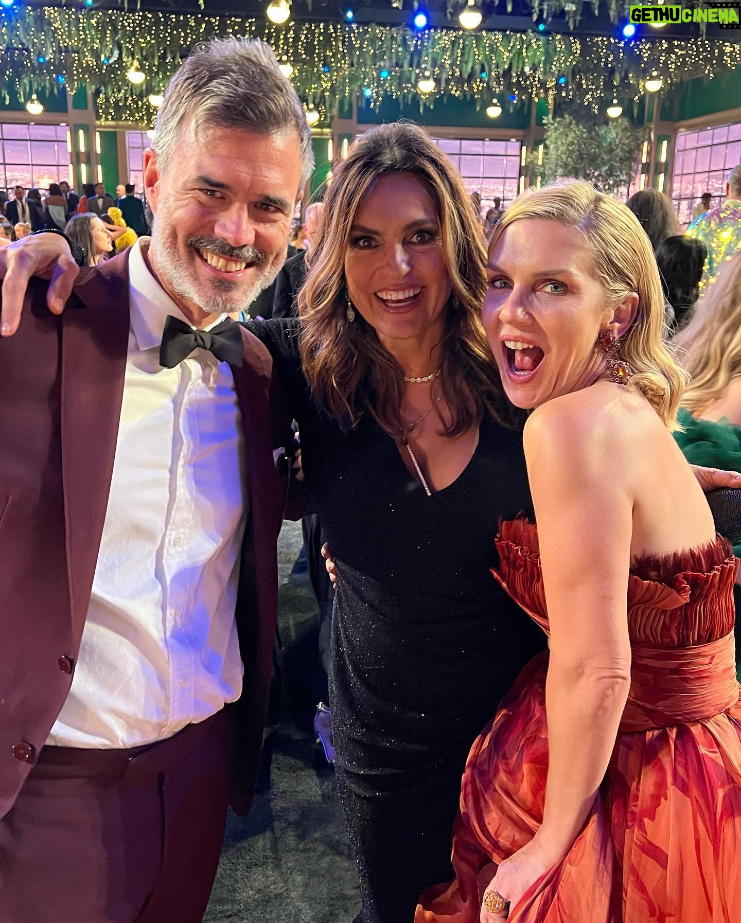 Rhea Seehorn Instagram - Aaaaaaand…. along with the best partner ever, I got to meet, cheer on, dance with, & celebrate some of the brightest lights in the biz. THANK YOU to everyone that took the time to come up to me & congratulate me or say a kind word. And thank you to #AlissaVradenburg @untitledentertainmentagency , #RandiRoss, my team at @unitedtalent , @whatsupbabyruth , @kendallhein , @viewpoint.pr , @highheelprncess for being tireless supporters, conductors, & architects of me & this beautiful Emmy campaign season. ❤️❤️❤️❤️❤️❤️❤️❤️❤️