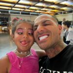 Ricardo Quaresma Instagram – Hoje é o teu dia minha 👸
Hoje celebramos os teus 7 anos 
Estou muito orgulhoso de ti,  que sejas sempre essa menina alegre meiga e brava … ❤