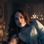 Richa Chadha Instagram - A symphony of love and betrayal, Lajjo’s resilience echoes in the halls of Shahi Mahal ✨ 🫶 The gorgeous Richa Chaddha stars as Lajjo! 💎 Heeramandi: The Diamond Bazaar is coming on 1st May, only on Netflix! #HeeramandiOnNetflix #SanjayLeelaBhansali @bhansaliproductions @prerna_singh6 @m_koirala @aslisona @aditiraohydari @sharminsegal @therichachadha @iamsanjeeda @shekhusuman @fardeenfkhan @taahashah @adhyayansuman @rimpleandharpreet @shriparamanijewels
