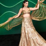 Richa Shukla Moorjani Instagram - I’ve never been one to place much importance on awards, especially in an industry where it feels like a daily struggle for my people to even be seen at all. But recognition is all the more meaningful coming from our own community of extraordinarily talented humans. I’m so grateful to @character.media for acknowledging @neverhaveiever with the Vanguard award for the monumental impact it has had on our community, the industry and the world at large. There’s still so much work to do to carve a place for ourselves, and we don’t take this honor for granted. Thank you for continuously championing API talent and reminding us of our collective power. I’m filled with profound pride and hope every time I’m in that room. Missing @maitreyiramakrishnan @darrenbarnet @jarenlewison @mindykaling @loulielang and every other invaluable artist from the NHIE family. @unforgettablegala