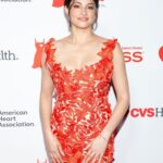 Richa Shukla Moorjani Instagram - This week I was proud to stand (in this stunning dress from @oscardelarenta ) with @american_heart and @goredforwomen at the #RedDressCollection Concert to raise awareness about the number one cause of death for women – cardiovascular disease. I myself live with an irregular heart beat, and South Asians account for the highest number of CVD cases in this country, so this cause is very close to my * ❤️ * Today is National Wear Red Day! Post a photo of you in your favorite red outfit with #WearRedDay to help us raise awareness about cardiovascular disease. #heartmonth