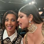 Richa Shukla Moorjani Instagram - I’ve never been one to place much importance on awards, especially in an industry where it feels like a daily struggle for my people to even be seen at all. But recognition is all the more meaningful coming from our own community of extraordinarily talented humans. I’m so grateful to @character.media for acknowledging @neverhaveiever with the Vanguard award for the monumental impact it has had on our community, the industry and the world at large. There’s still so much work to do to carve a place for ourselves, and we don’t take this honor for granted. Thank you for continuously championing API talent and reminding us of our collective power. I’m filled with profound pride and hope every time I’m in that room. Missing @maitreyiramakrishnan @darrenbarnet @jarenlewison @mindykaling @loulielang and every other invaluable artist from the NHIE family. @unforgettablegala