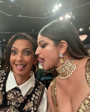 Richa Shukla Moorjani Instagram - I’ve never been one to place much importance on awards, especially in an industry where it feels like a daily struggle for my people to even be seen at all. But recognition is all the more meaningful coming from our own community of extraordinarily talented humans. I’m so grateful to @character.media for acknowledging @neverhaveiever with the Vanguard award for the monumental impact it has had on our community, the industry and the world at large. There’s still so much work to do to carve a place for ourselves, and we don’t take this honor for granted. 

Thank you for continuously championing API talent and reminding us of our collective power. I’m filled with profound pride and hope every time I’m in that room. Missing @maitreyiramakrishnan @darrenbarnet @jarenlewison @mindykaling @loulielang and every other invaluable artist from the NHIE family. 

@unforgettablegala