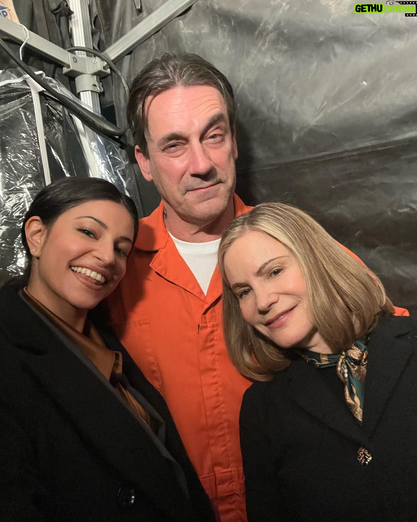 Richa Shukla Moorjani Instagram - All 10 episodes of @fargo installment 5 are now streaming on @hulu 🥹 go watch and then enjoy this BTS Shoutouts: Slide 4- real life superwoman/cop I had the privilege of shadowing before shooting 🙏🏽👮🏽 @rumbleboxing @frisofokkinga_pt for helping me to feel strong and badass 🥊 @save_the_duck @noizeoriginal @wuxly__ for keeping me warm without harming a single animal 🌱 ❄️ my baby 🐶 for braving the 6 month long winter , and @canadapooch for keeping him cozy 🥶