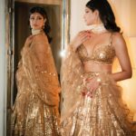 Richa Shukla Moorjani Instagram - @seemagujraldesign thank you for letting me wear this breathtaking work of art 💛 - 📸 @cibellelevi Stylist: @styledbyambika Hair: @virginie.pineda Makeup: @thegabriellealvarez 💎: @notandas_jewellers PR: @aaayeshamehta Tailoring: @mrs.jun.tailor Special shout out to @beverlyhilton 🙏🏽