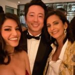 Richa Shukla Moorjani Instagram - @netflix @goldenglobes 🌟 Stylist| @styledbyambika Tailor| @Mrs.Jun Assistants| @leksylindau @sarahmgibbson Outfit| @seemagujraldesign PR| @aaayeshamehta Jewelry| @reematdesigns_ Shoes| @aeranewyork Hair: @virginie.pineda Makeup: @thegabriellealvarez