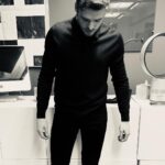 Richard Madden Instagram - Thank you for the last minute fittings @stylegazer1 My standard vampire uniform shown here 🧛🏻‍♂️