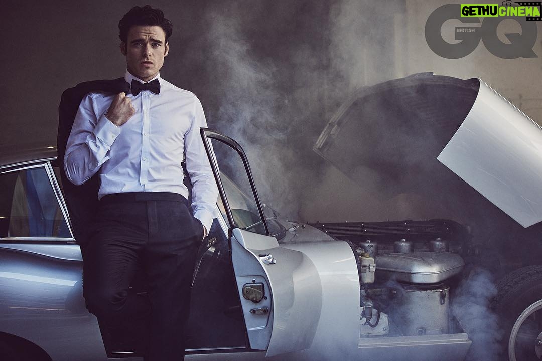 Richard Madden Instagram - @britishgq 🙌🏻 Photography @matthewbrookesphoto Styling @luke_jefferson_day Creative direction @paulsolomonsgq Interview @stuartmcgurkgq Art director @keefgq Grooming @charley.mcewen