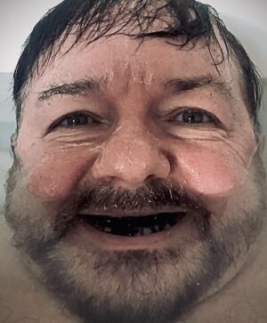 Ricky Gervais Instagram - Getting ready for the gig tonight.
