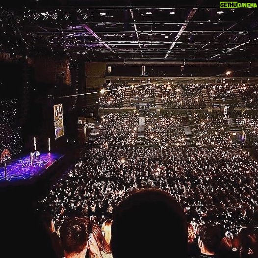 Ricky Gervais Instagram - This looks like I’m the president of the world in a weird dystopian future. #SuperNature