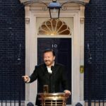 Ricky Gervais Instagram – 👍