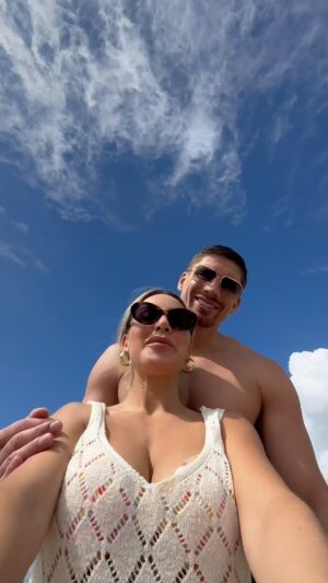 Rico Verhoeven Instagram - Holiday vibes 🍸☀️🏝️