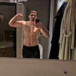 Rico Verhoeven Instagram - Progess update 2.5 weeks out 🔥