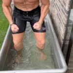 Rico Verhoeven Instagram – Recovery is 🔑

@icetubs
