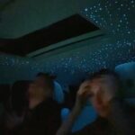 Rico Verhoeven Instagram - Carpool karoake……..do you know all the lyrics? 😬🤣 🔵 Urban interior by: @bekleedbedrijfbrabant