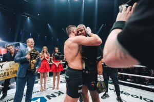 Rico Verhoeven Instagram - HISTORY HAS BEEN MADE 👑

The glory heavyweight Grand Prix, what a night it was. I want to thank everybody that came out and supported us, hope you guys had fun. But also the fans that streamed glory through whatever platform you were watching it on thanks to all of you the sport is only growing and getting bigger.

To all the competitors in the tournament what a memorable night this was 🔥 you guys are piece by piece at the very top of the sport and you can be proud of that.

Now my team, friends, family and loved once’s……where do I start I can’t thank you guys enough for always being there for me in good, bad, hard and easy times. I really feel we walked through fire 🔥 last night……..that’s because of you……..every single one of you has an impact on my life, the way you impact it is not important what is important is this message, this moment……..THANK YOU 🙏🏻 I might not say it enough but you guys are amazing. What a night……….🥲🤩🎉🤯

CHEERS 🍾🥂

I love you ❤️ 

-RV-